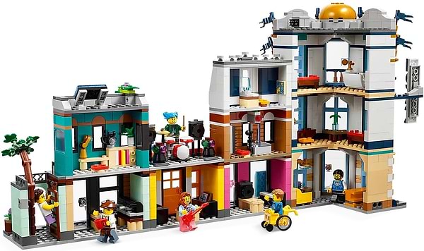 Фото - Конструктор LEGO Creator 3 v 1 Центральна вулиця (31141)