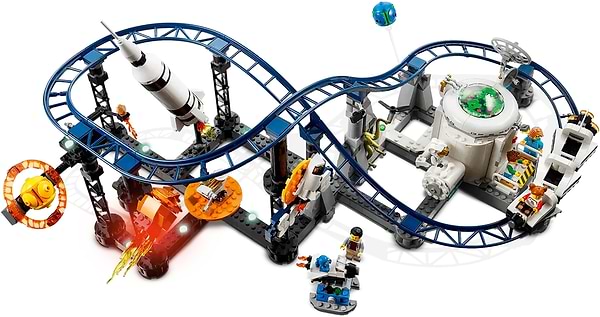 Фото - Конструктор LEGO Creator 3 v 1 Космічні гірки (31142)