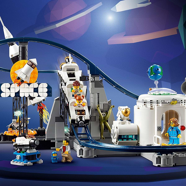 Фото - Конструктор LEGO Creator 3 v 1 Космічні гірки (31142)