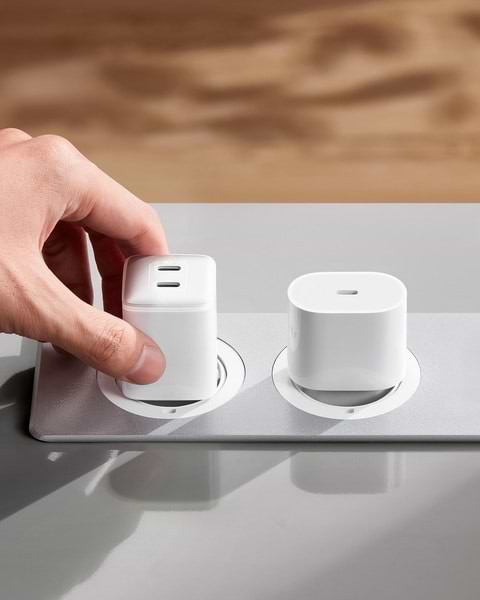 Фото - Сетевое зарядное устройство Anker PowerPort 521 Nano Pro-40W 2xUSB-C PIQ3.0 (A2038G21)