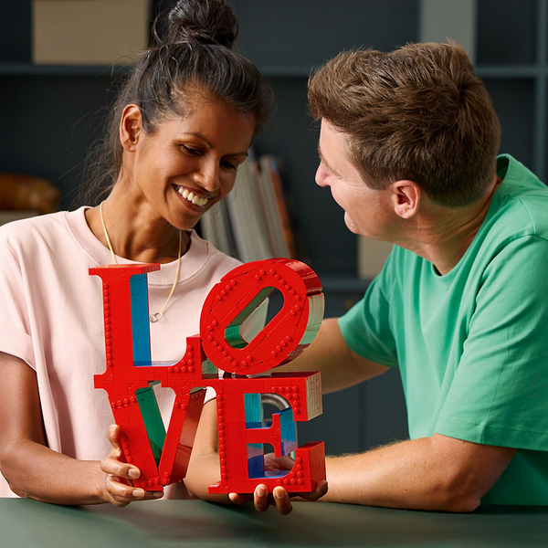 Фото - Конструктор LEGO Art LOVE (31214)