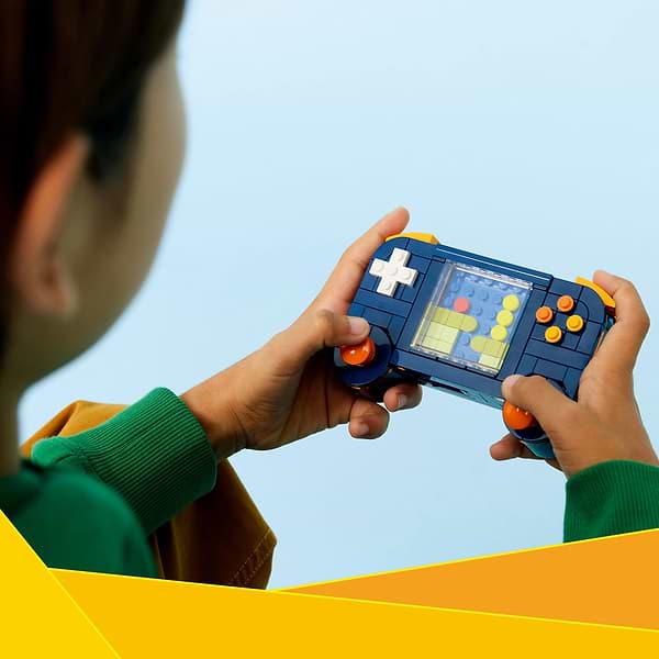 Фото - Конструктор LEGO  Creator Гральна ретро-консоль (31380)