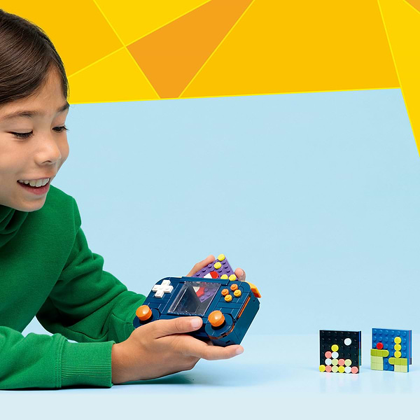 Фото - Конструктор LEGO  Creator Гральна ретро-консоль (31380)