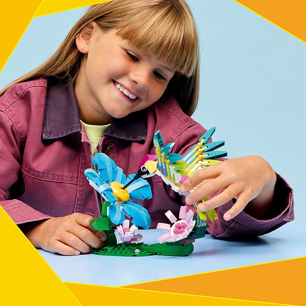 Фото - Конструктор LEGO Creator Дикие животные: яркий колибри (31384)