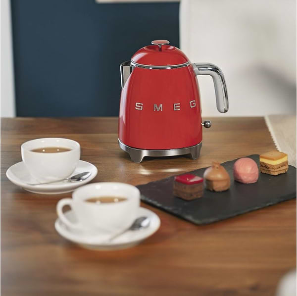 Фото - Електричний чайник Smeg KLF05RDEU