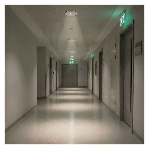 Фото - Светодиодный светильник аварийный EMOS ZN1310 3W 240lm 3h