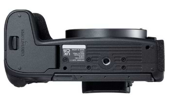 Фото - Фотокамера беззеркальная Canon EOS R8 Body (5803C019)