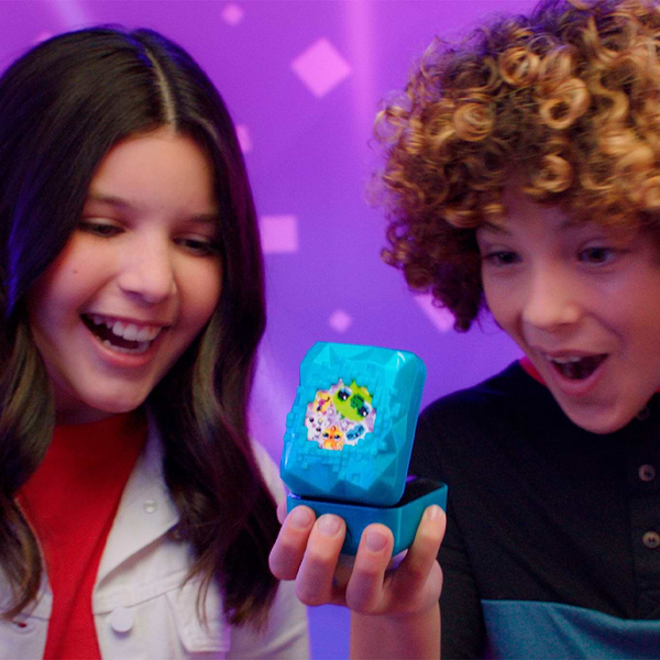 Фото - Інтерактивна іграшка BITZEE МОЇ ЧАРІВНІ ПІКСЕЛЬНІ ВИХОВАНЦІ (6069066)