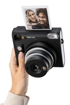 Фото - Фотокамера моментальной печати Fujifilm INSTAX SQUARE SQ40 Black (16802802)