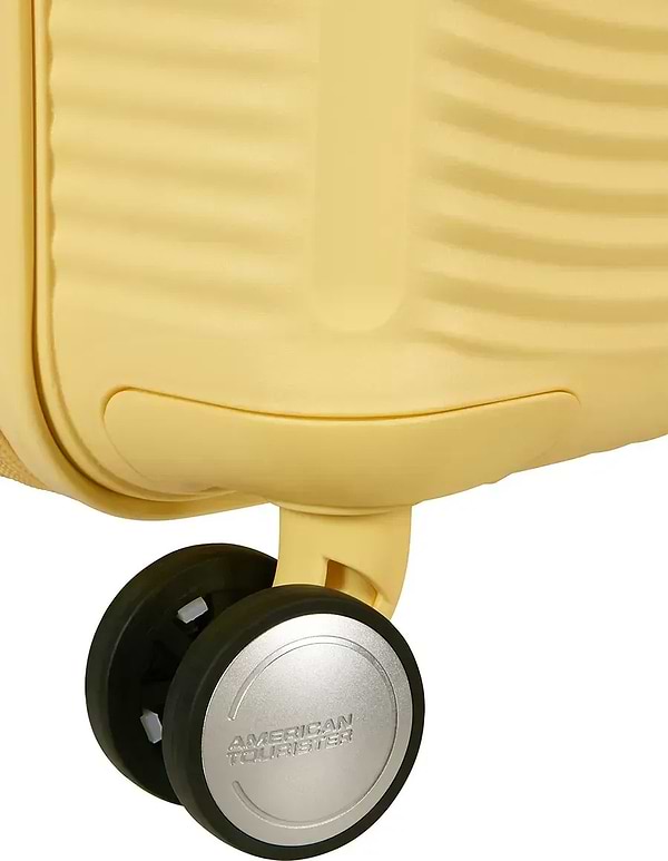 Фото - Чемодан American Tourister Soundbox 55 см пастельно-желтый (32G*16001)