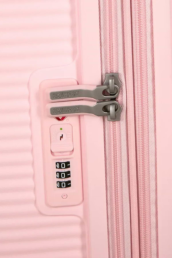 Фото - Чемодан American Tourister Soundbox 67 см пастельно-розовый (32G*60002)