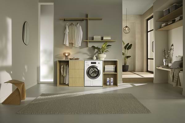 Фото - Пральна машина Miele WEG 665 WCS (11EG6655UA)