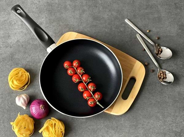 Фото - Сковорода универсальная Aureti 24 cм (LT01-24/AU-601-24)