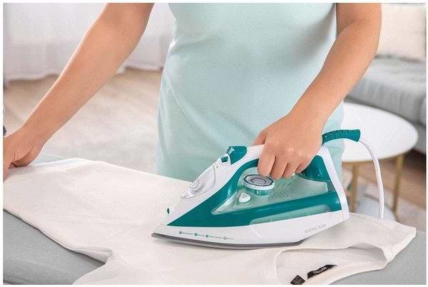 Фото - Праска Sencor SSI 6100GR