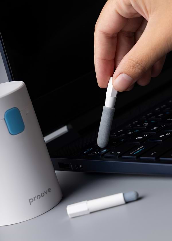 Фото - Набор для чистки мобильных устройств Proove Многофункциональный Mr. Cleaner 20in1 White (MCS00002002)