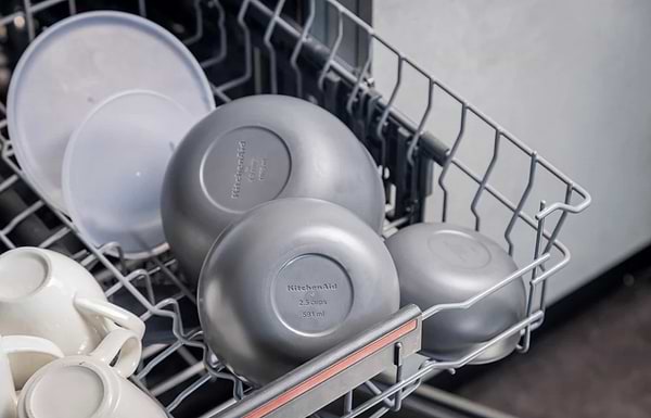 Фото - Набір мисок KitchenAid Coreline 355/591/828/1065 мл 4 шт. (KQG176OSCGG)