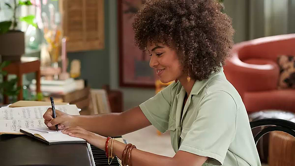 Фото - Фен Philips BHD351/30