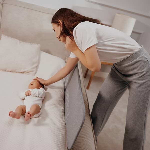 Фото - Бортик класичний Lionelo Lora Beige Sand