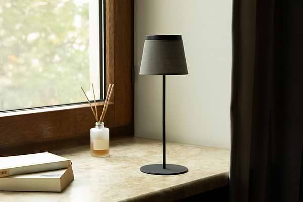 Фото - Настільна лампа Proove Vintage Black (NLPV05012001)