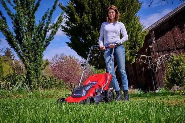 Фото - Газонокосилка электрическая Einhell GC-EM 1600/37 (3400080)