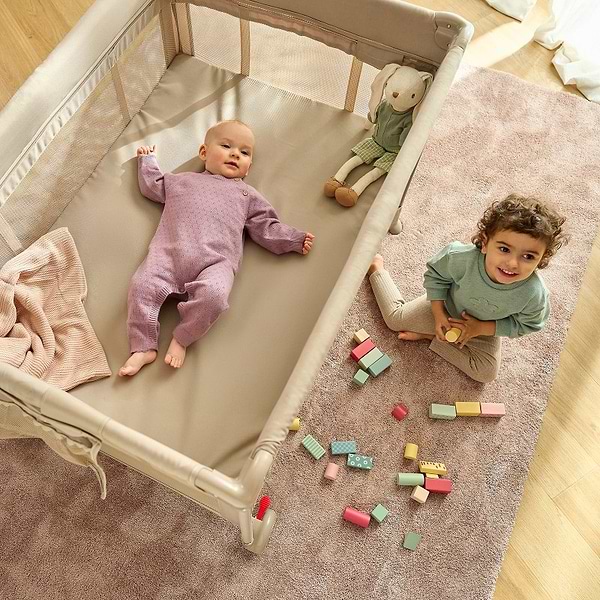 Фото - Манеж-кровать Lionelo Laura Beige Sand