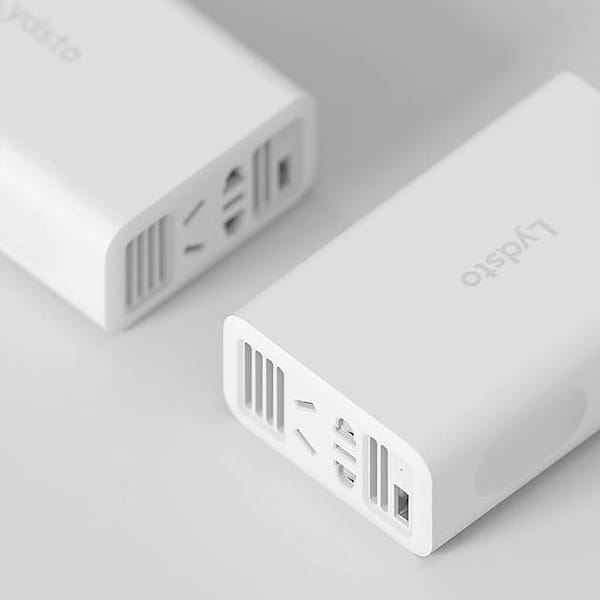 Фото - Інвертор автомобільний Lydsto Vehicle Inverter Standard White YM-CZNBQ01