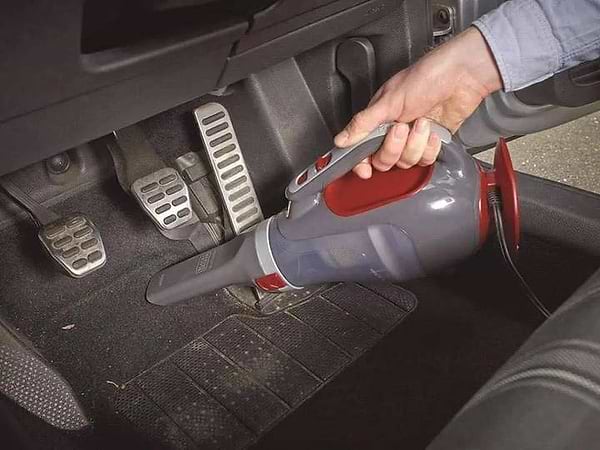 Фото - Пылесос ручной для автомобиля Black&Decker ADV1200