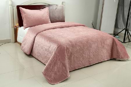 Купити Покривало двоспальне SOHO 200х220 см VELVET Dutch Venzel Cream (A120086) - Фото 1 Покривало двоспальне SOHO 200х220 см VELVET Dutch Venzel Cream (A120086) - Фото 1