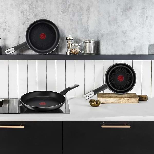 Фото - Уценка - Сковорода универсальная Tefal C3880642 Hard Titanium Essential 28 см