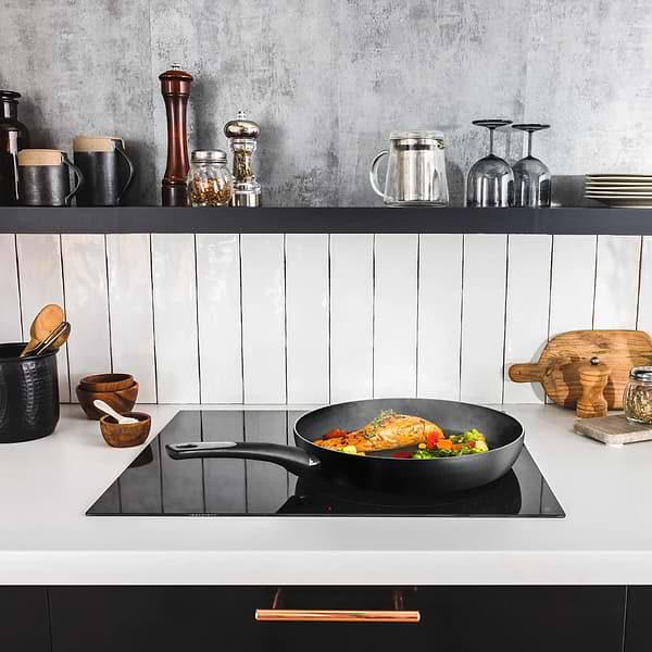 Фото - Уценка - Сковорода универсальная Tefal C3880642 Hard Titanium Essential 28 см