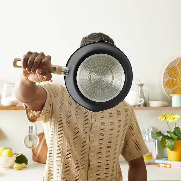 Фото - Сковорода універсальна Tefal G1662504 One Pick Pot Pan 22 см (2,2 л) с кр