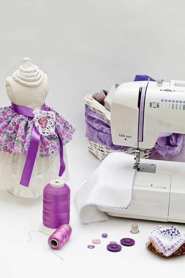 Фото - Швейная машина MINERVA Next 141D