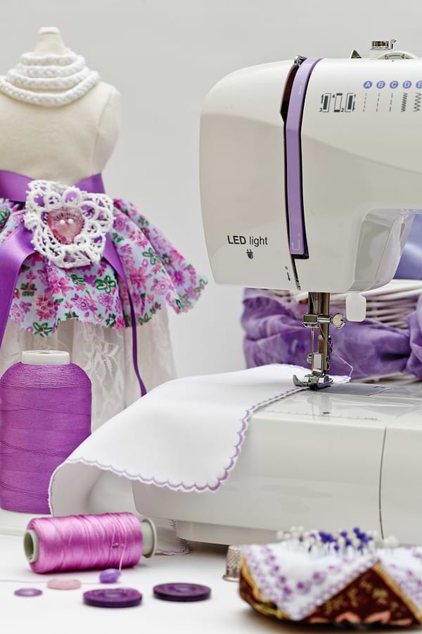 Фото - Швейная машина MINERVA Next 141D