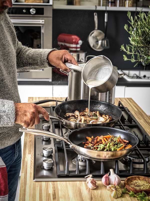 Фото - Кастрюля KitchenAid Proline 5,7 л (CC001879-001)