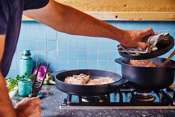 Фото - Сковорода гриль KitchenAid Matte Oven-to-table 26 см (CC004600-001)