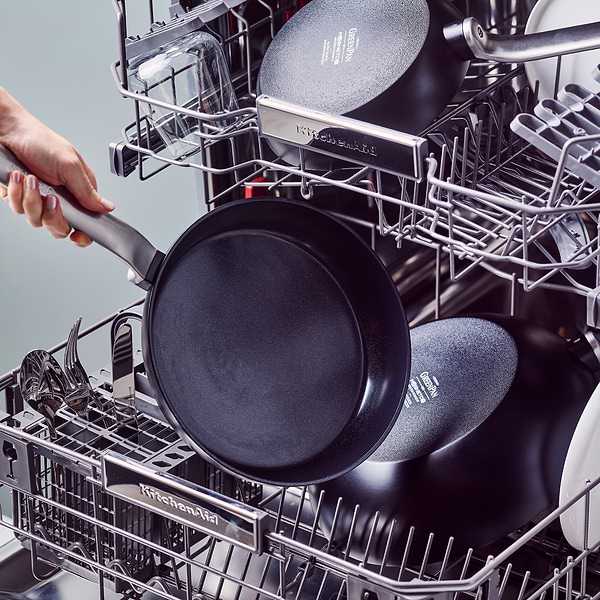 Фото - Сковорода универсальная Green Pan Evolution 20 см (CC006385-001)