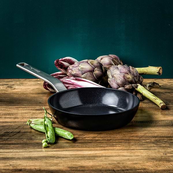 Фото - Сковорода универсальная Green Pan Evolution 20 см (CC006385-001)