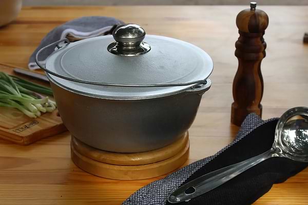 Фото - Казан Brizoll 12-002-1 Турист 2 л, з дужкою та кришкою