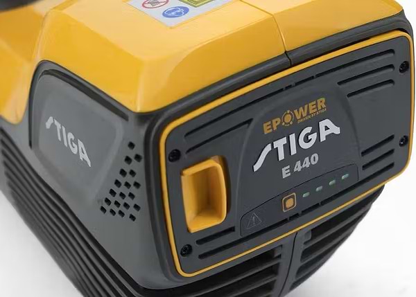 Фото - Воздуходувка аккумуляторная Stiga BL500e