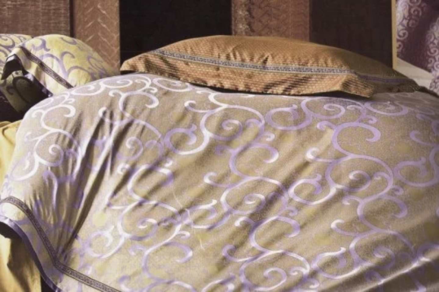 Комплект постельного белья Word of Dream Фантазия Жаккард с вышивкой 200х220 см коричневый (FSM379)