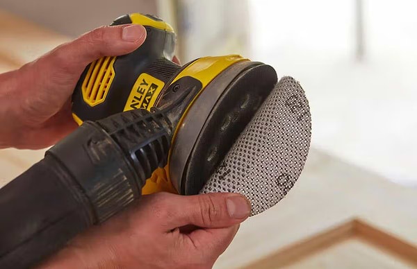 Фото - Ексцентрикова шліфовальна машина Stanley FatMax Li-Ion 18В (SFMCW220D1S)