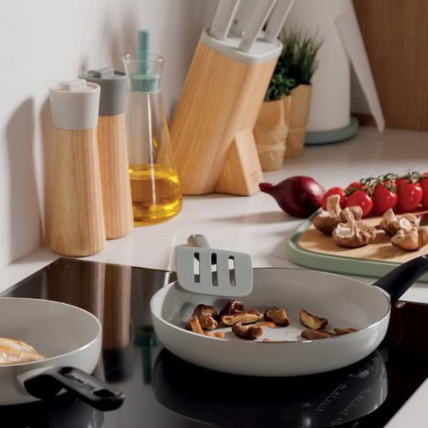 Фото - Сковорода универсальная Berghoff 3950603 LEO Glints Spirit 20 см