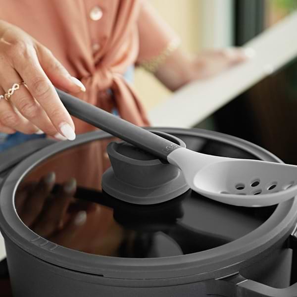 Фото - Сковорода ВОК Berghoff 3950596 LEO STONE+ 28 см