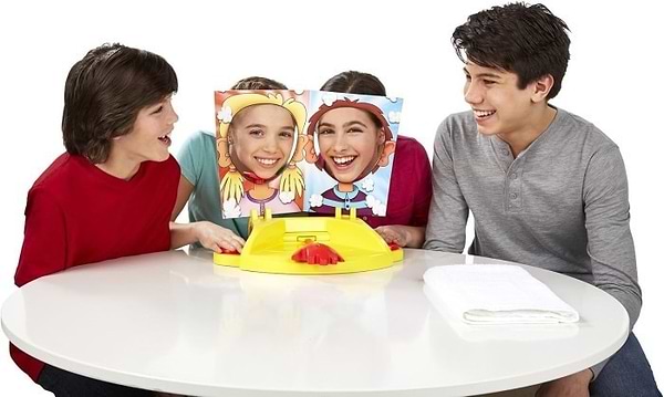 Фото - Настільна гра (5-7 років) Aloha baby Pie face "Пиріг в обличчя" (6948679457760)