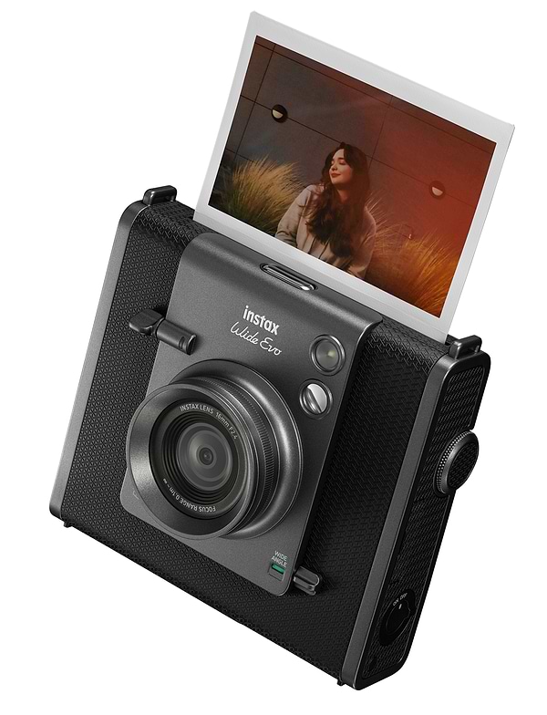 Фото - Фотокамера моментальной печати Fujifilm Instax Wide EVO BLACK (16840933)