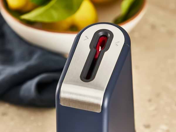 Фото - Нож повара Tefal K297S244 EverSharp 16,5 см + блок-точилка
