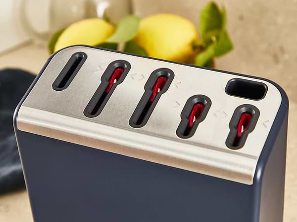 Фото - Набір ножів Tefal K297S744 EverSharp Pro 6 предметів + блок-точилка