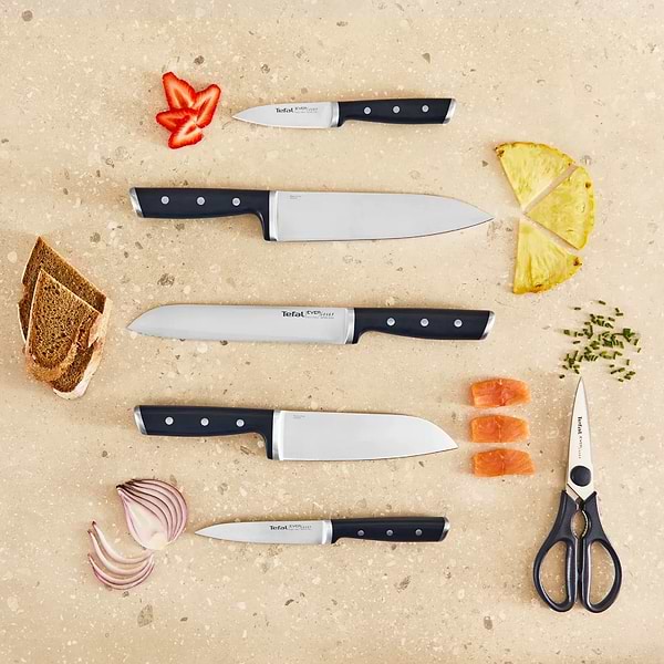 Фото - Набір ножів Tefal K297S744 EverSharp Pro 6 предметів + блок-точилка