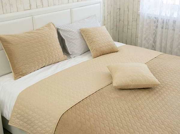 Фото - Покрывало полуторное Руно 150х220 велюр (360.55_Beige)