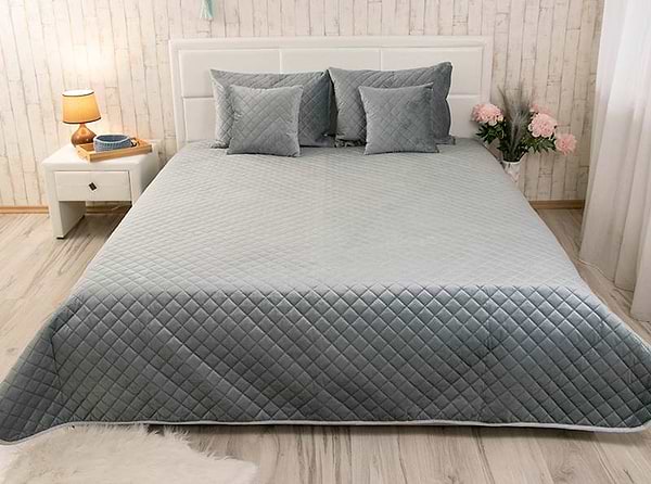 Фото - Покривало полуторне Руно 150х220 велюр (360.55_Dark Grey ромб)